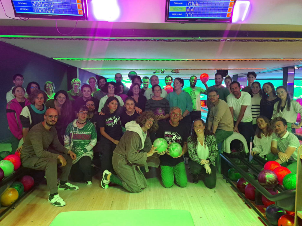 Membres roulez rose au bowling